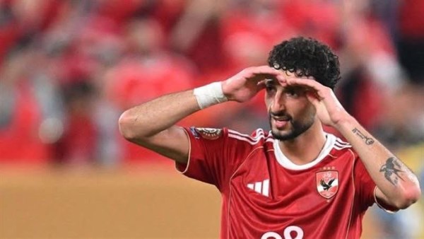 أحمد حسن يكشف عن حقيقة رغبة وسام أبوعلي في الرحيل عن الأهلي
