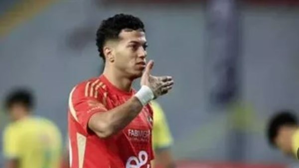 إمام عاشور ضحى بالزمالك من أجل أموال الأهلي.. ورفضت الأحمر مرتين