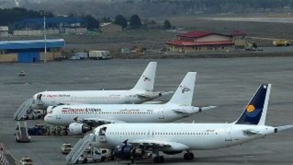 إيران تفتح مجالها الجوي لاستقبال الرحلات المدنية