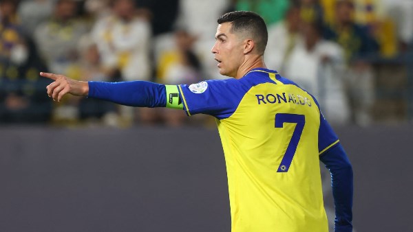 اتحاد الكرة السعودي يوضح حقيقة زيادة عدد الأجانب في دوري روشن