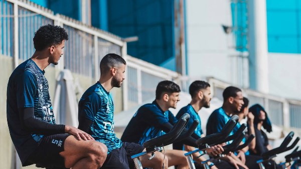 الأمور صعبة حاليًا.. فيريرا يطالب إدارة الزمالك بإقامة معسكر خارج مصر