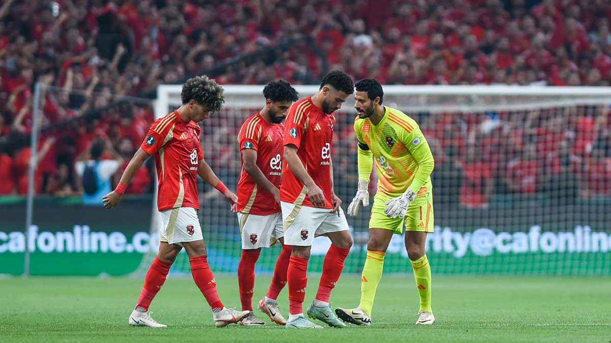 الأهلي يرفض التفريط في المقاتل قبل المعركة العالمية!