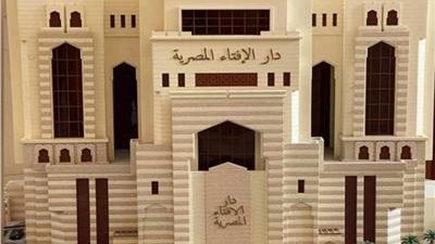 التدخين حرام شرعًا لثبوت ضرره بالقطع من الأطباء