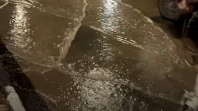 الشارع بقي ترعة.. كسر في خط مياه شرب بحي ثالث مدينة الإسماعيلية