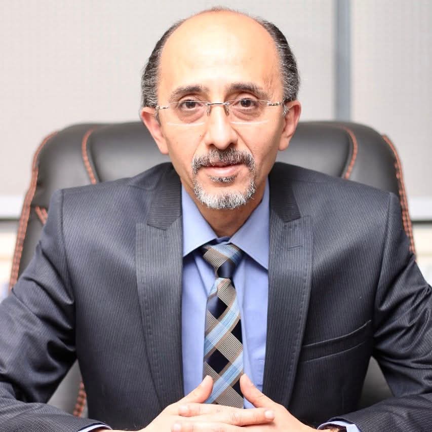 الملايين للاعبين والعمال مش لاقيين.. صرخة الغلابة فى نادى المليارات