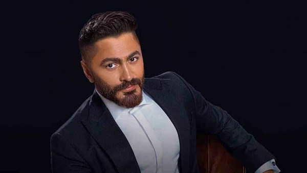 بسبب حريق سنترال رمسيس.. تامر حسني يقرر تأجيل إصدار ألبومه الجديد