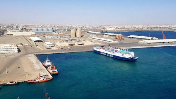 تداول 48 ألف طن بضائع عامة ومتنوعة بموانئ البحر الأحمر
