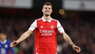 تشاكا لاعب ليفركوزن يتوصل إلى اتفاق للانتقال إلى نيوم