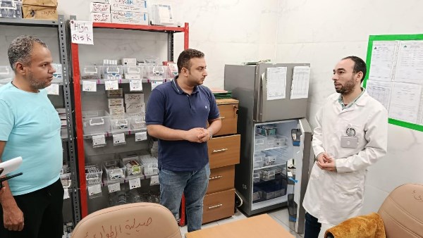 جولة مفاجئة لمدير الرعاية الصحية بالأقصر بمستشفيات إسنا والكرنك