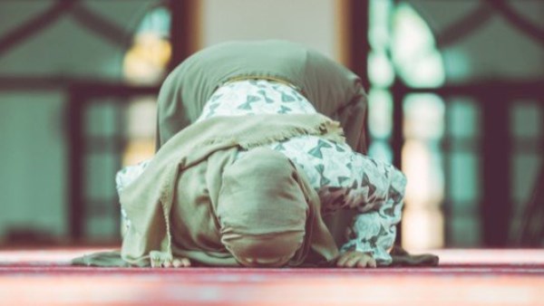 حكم تكرار صلاة الاستخارة أكثر من مرة رغبةً في الطمأنينة؟.. الإفتاء تجيب