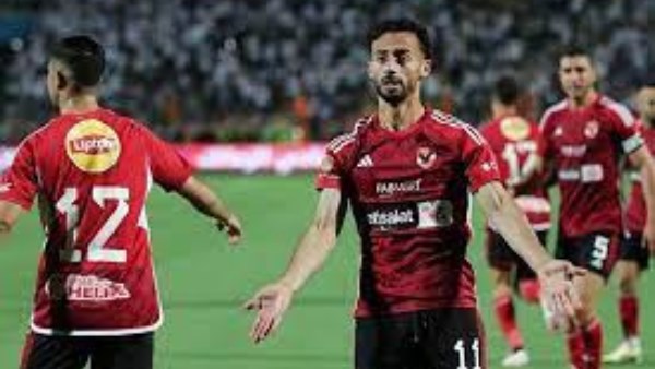 خالد الغندور يشيد بـ أحمد عبد القادر :من أفضل الأجنحة في مصر
