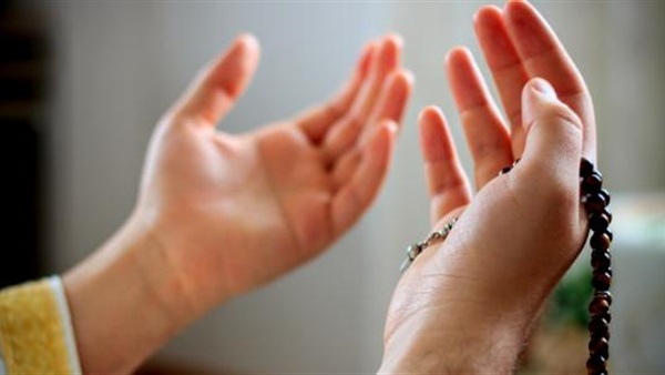 دعاء فك الكرب.. 5 أدعية من السنة النبوية تمنع عنك الحزن