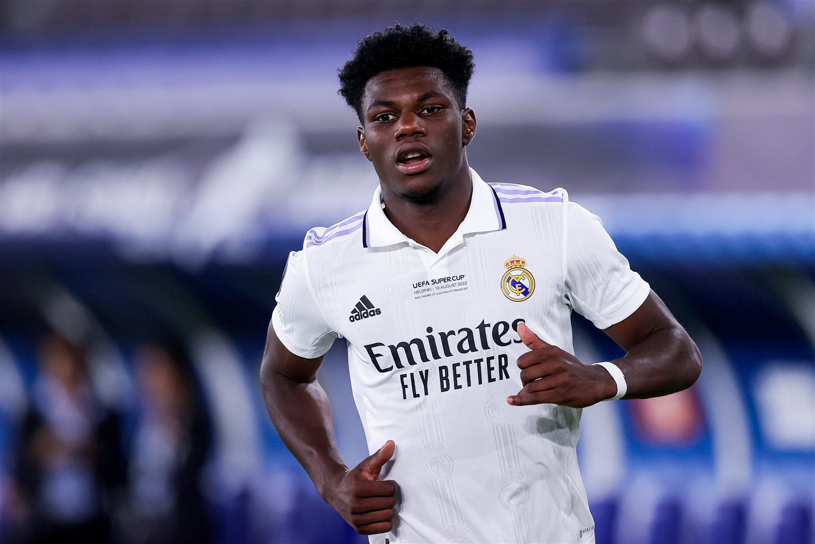ريال مدريد يرفض عرضًا ضخمًا من مانشستر يونايتد لضم تشواميني