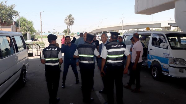 سحب 8 رخص قيادة والتحفظ على السيارات الممتنع سائقيها عن توصيل الركاب ببني سويف