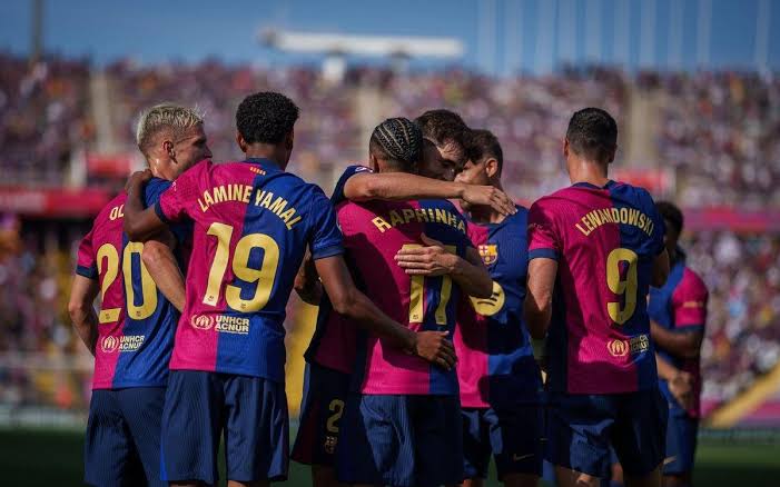 قبل أن يخطفهم الآخرون.. برشلونة يراقب اثنين من ألمع المواهب الأوروبية