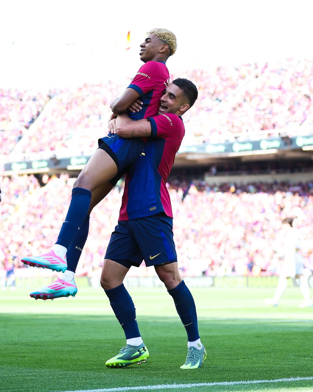 كلاسيكو الأرض: جدل بغرفة VAR وبرشلونة يطالب بتوضيح حقيقة ما حدث