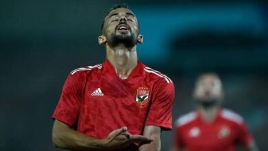 ليس بيع.. الأهلي يتمسك بإعارة أحمد عبدالقادر لـ سيراميكا
