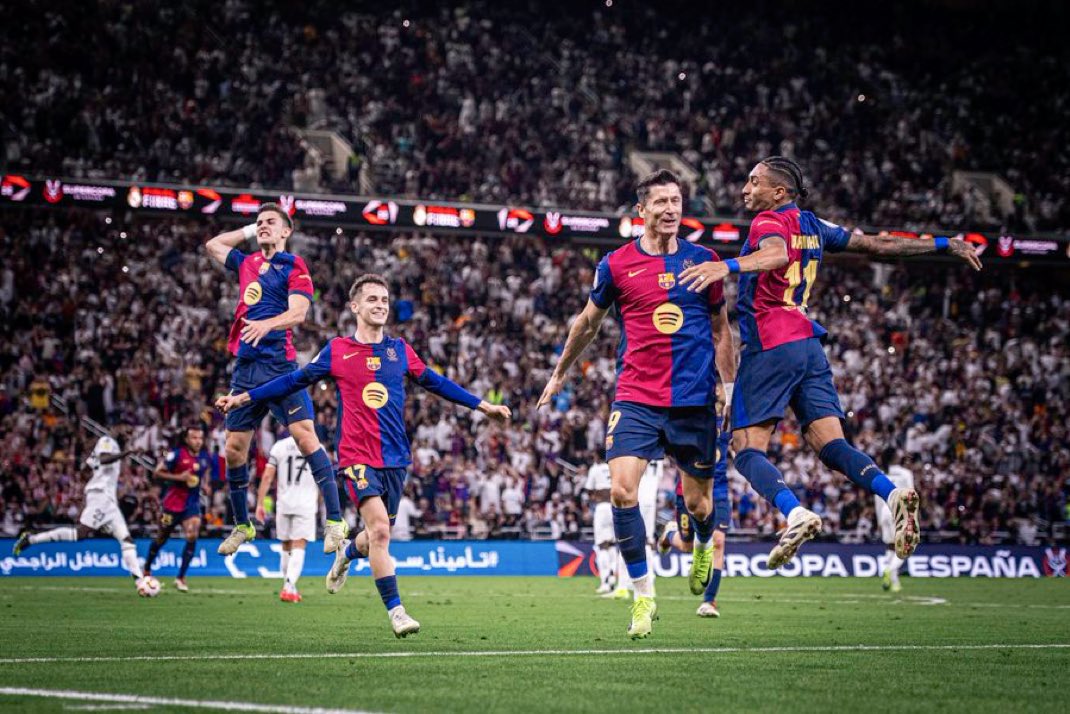 ليس يامال ولا رافينيا.. برشلونة يحسم موقفه النهائي من رحيل نجمه