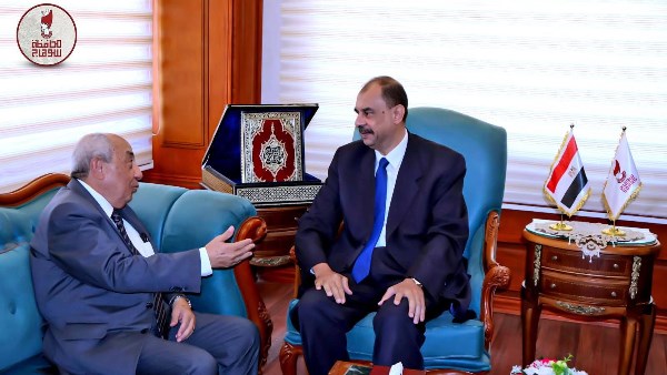 ماذا دار بين نقيب المهندسين ومحافظ سوهاج؟