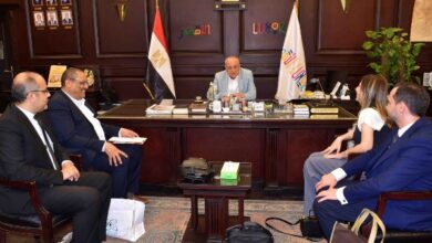 محافظ الأقصر يستقبل وفد تواصل الرقابة النووية والإشعاعية