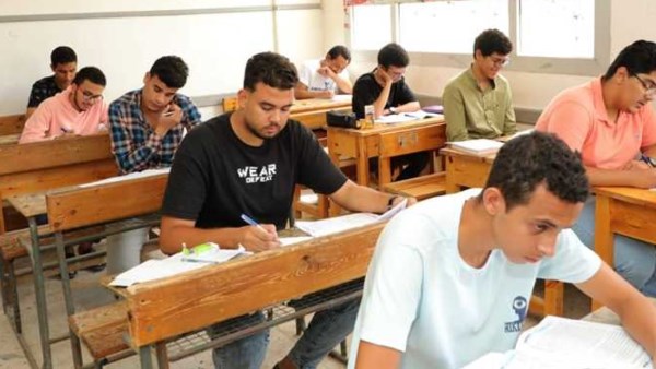 هل انتهى دور مكتب التنسيق لطلاب الثانوية العامة؟..كاتب يوضح