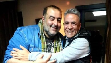 يظهر الدنيا ماعادتش حمل ناس حلوة.. صبري فواز ينعى سامح عبدالعزيز